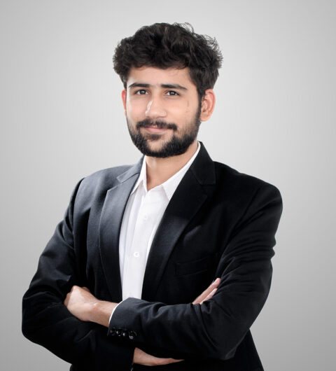 Priyam Bakshi: Associate (Jurist)